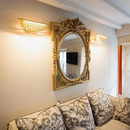 Triangle D'or Centre Appartement *